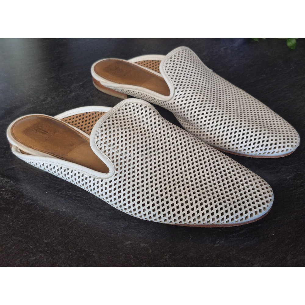 Frye Womens Size 9M White Perforated Leather Mule Slides Loafers Slip On Shoes